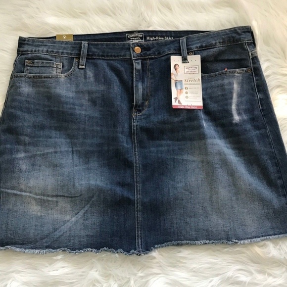 Levi's Dresses & Skirts - Levi Strauss Signature High Rise  Denim Skirt 24W